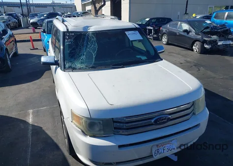 2010 Ford Flex Limited из США, поврежденный, VIN 2FMHK6DC8ABA73908